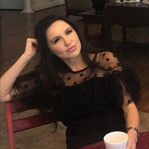 Meet your Posher, Liz